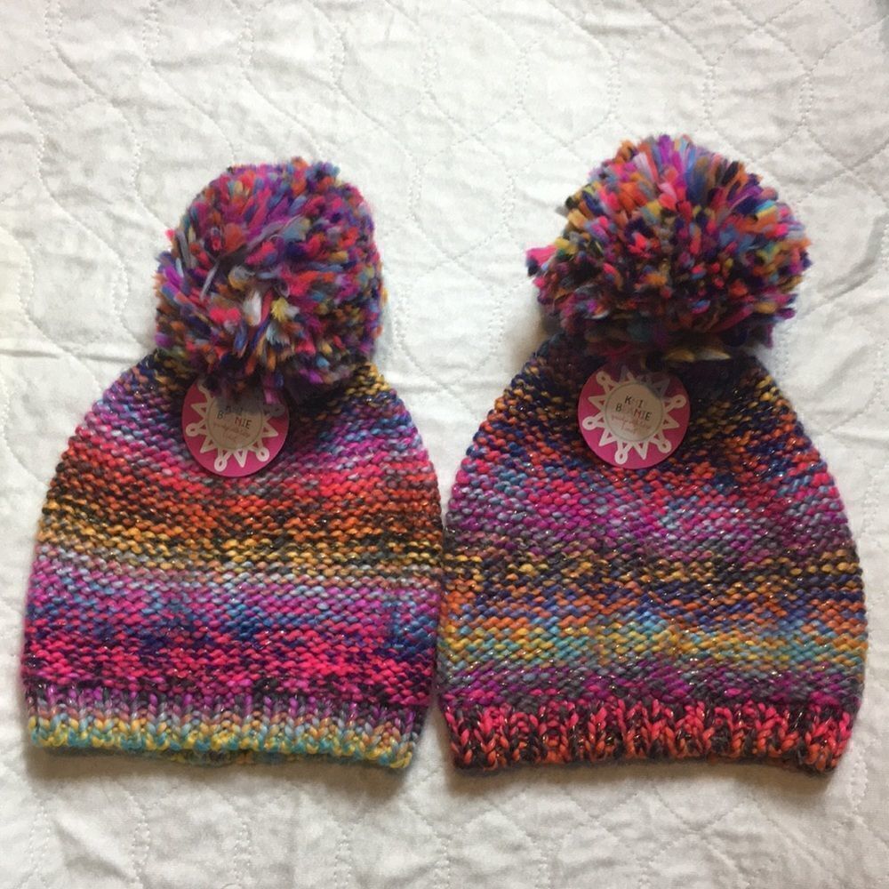 🎊🎊Bundle of Knit Beanie With Pom for kids
